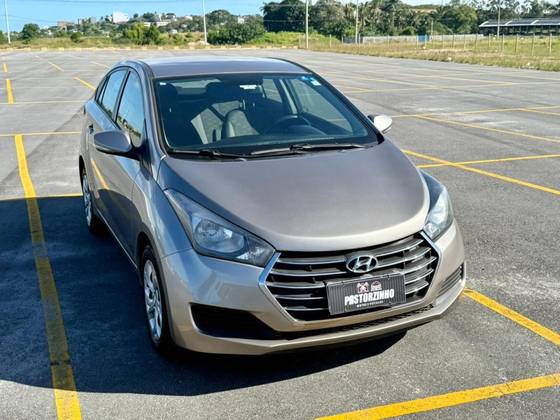 HYUNDAI HB20S 1.6 COMFORT PLUS 16V FLEX 4P AUTOMÁTICO HYUNDAI HB20S 1.6 COMFORT PLUS 16V FLEX 4P AUTOMÁTICO